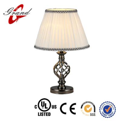 China Traditional hot sale modern metal table lamp for sale