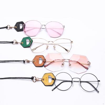 China Genuine leather wholesales high quality fashion metal sunglasses glasses chain holder glass accessories for sale