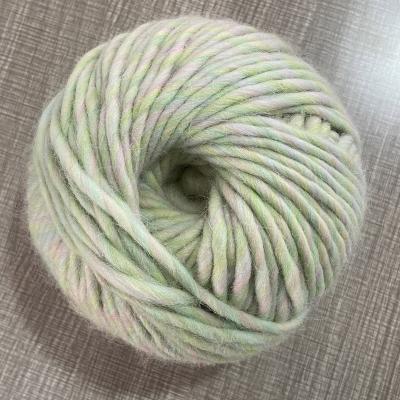 China Iceland yarn 8mm blended hand knitting Australia Merino wool thinner yarn, Iceland wool yarn in balls for sale