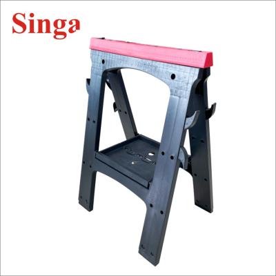 China High Quality Building Material Stores Singa N06282 Sawhorse Clamping Pair With Bar Holds Sawhorse Heavy Duty With Hooks Folding Sawhorse for sale