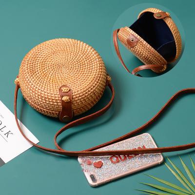 China Fashion Lady Handbag Shoulder Bag Child Beach Round And Square Straw Bag Handmade Bag For Travel for sale