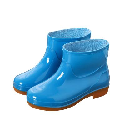 China Fashion trend china suitable price good quality lightweight shoes raining boots adults women gardening shoes for women for sale