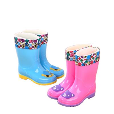 China Fashion Trend Wholesale Absorban Lightweight Kids Outdoor Waterproof Rain Boot for sale