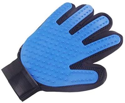 China Amazon Best Sustainable Selling Glove Grooming Sweep Gloves Hair Remover Dog Bath Deshedding Pet Grooming Gloves for sale