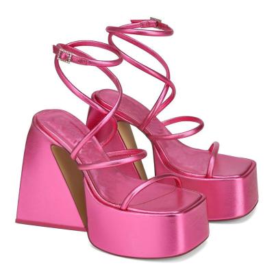 China 2022 Gold Heels Open Toe Buckle Belt Dress Party Ladies Roman Shoes Thick Bottom Square Head Summer Fashion Women's Platform Sandals for sale