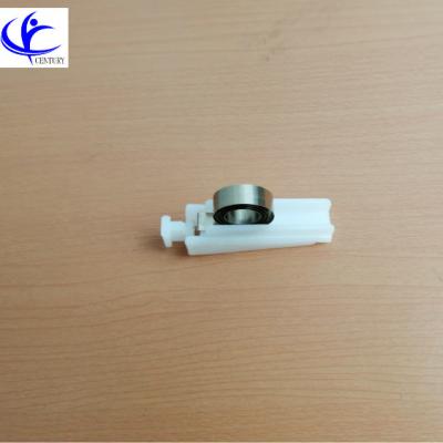 China Durable plastic supermarket cosmet shelf pusher white spring for cosmetics cuticle small size plastic rubber pusher for sale