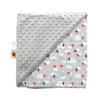 China Anti-pilling Drop shipping   Soft Custom Animal Printed Flannel Fleece  Dot Fabric Baby Blanket for sale