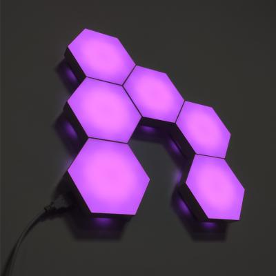 China 6pcs Honeycomb Quantum Lamp Smart Modular Sensor Diy Touch Control Up-to-date Geometric Colorful Wall Led Night Hexagon Touch Modular Light for sale