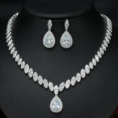 China Women 2021 Diamond Zircon Ladies Jewelry Sets Jewelry Set Necklace Earrings for sale