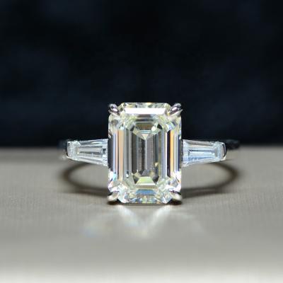 China Iced Out 925 Sterling Silver Princess Cut 5A Diamond Engagement Rings for Women for sale