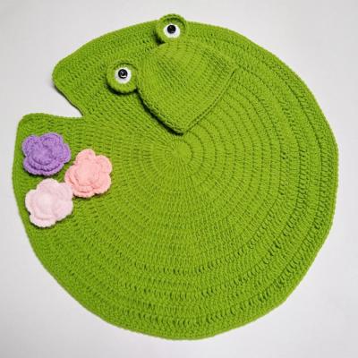 China Handmade Crochet Frog Blanket Anti-pilling Baby Photography Newborn Blanket OEM/ODM for sale