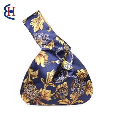 China 2020 Reusable Luxury Famous Brand Fashion Reusable Wrist Bag Polyester Nylon Cotton Small Bags for sale