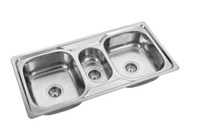 China acero inoxidable triple de 205m m 	Corrosión anti del fregadero de cocina de Topmount en venta