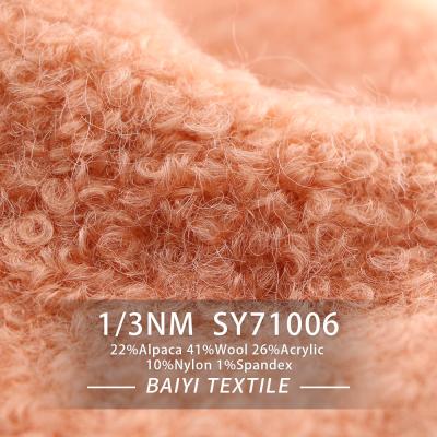 China Het gemengde Elastiek van Chunky Alpaca Wool Yarn 1/3NM hoog voor Gehaakte Handtassen Te koop