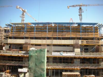 China Cost Effective Auto-climbing Formwork System ACS50 with Adjustable truss for sale