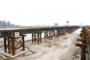 China Modular Steel Deck Truss Bridge Design 900 Carriage for sale