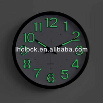 China Plastic luminous hands and numbers clock for sale