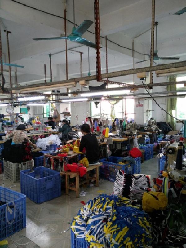 Verified China supplier - Zhongshan Xiaolan Qiliuling Garment Factory