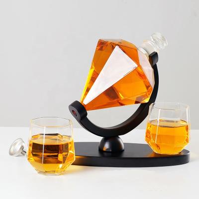 China Custom Handmade Single Decanter 1000ml Diamond Whiskey Red Wine Crystal Borosilicate Glass Decanter with Cup and Bottle Set for sale