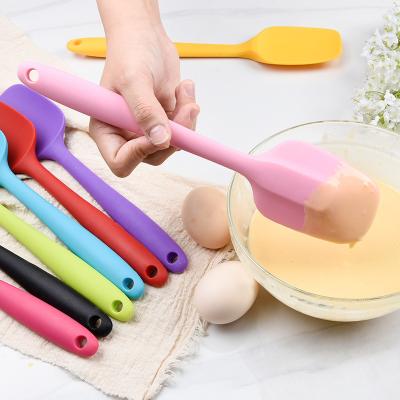 China Viable Custom Kitchen Nylon Utensils Baking Spatula Non-Stick Silicone Cream Cake Tool For Cooking Baking for sale