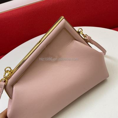 China Yellow Shoulder Bag Luxury Designer Brand Designer Fashion Diagonal One Shoulder Famous Yellow Handbag Women Handbag for sale