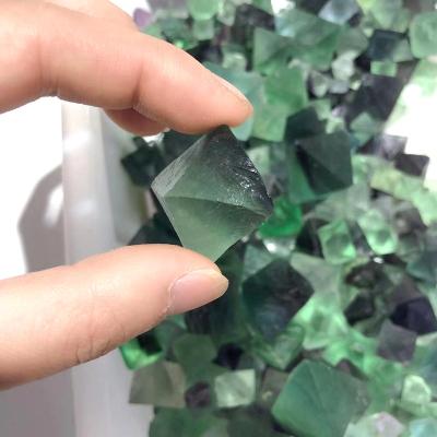 China Green Purple Octahedron Crystal For Folk Craft Rough Natural Raw Quartz Fluorite Wholesale From China for sale