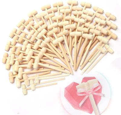 China Europe Wooden Hammers for Free Chocolate Mini Breakable Heart Hammer Mallet Smooth Finish Lacquer for sale