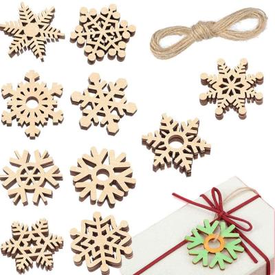 China Good Selling 2021 Christmas Ornaments Tree Decor Natural Material Snowflakes Shaped Unfinished Wood Crafts for sale