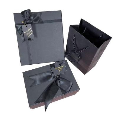 China Recyclable Black Luxury Paper Jewelery Boxes Packaging With Custom Logo Skin Care Packaging Set Gift Box With Lid for sale