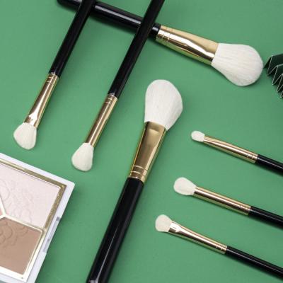 China Angular Blush Makeup Brush Set 2021 7pcs Hot Selling Professional Makeup Brush Set for sale