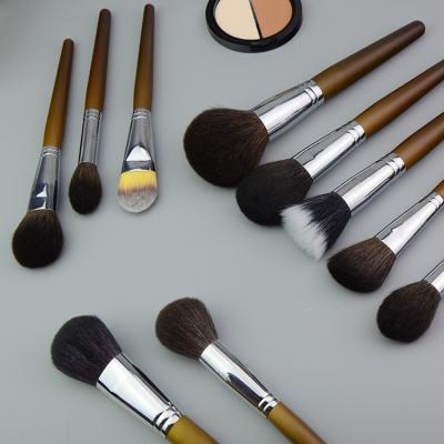 China Angular Blush 2019 Hot Sale Soft Hair 25 Pcs Make Up Brush Set With Black PU Bag for sale