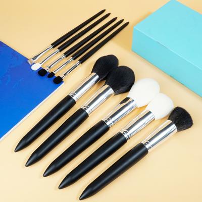 China Angular Blush Makeup Brush Hot Wholesale Makeup Flat Brush Low Price Oblique Eyebrow Brush for sale