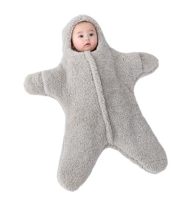 China Classic autumn and winter baby thickened hug bag newborn outbound shockproof lamb plush wrap wrapped starfish sleeping bag for sale