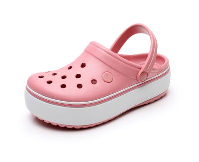 China Designer Waterproof EVA Flat Garden Clog Shoes Outdoor Beach EVA Platform Garden Shoes Flat Clog for Women and Ladies for sale