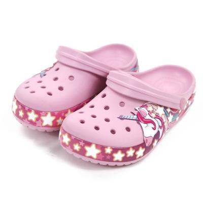 China Massage new style kids clog cute unicorn sandals for kids baby boy girl outdoor comfortable shoes wholesale non-slip clog for sale