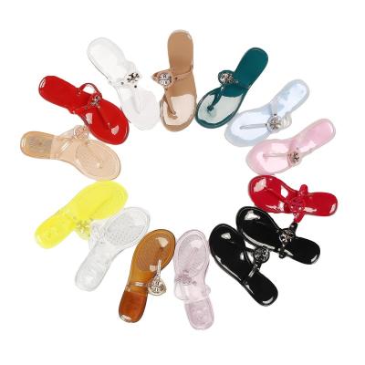 China Fashion Luxury Trend Flip Flop Sandals Summer Shoes Brand Name Outdoor Hot Sale Designer Beach Flip Flops Sandals Non-slip Flat Slippers for sale