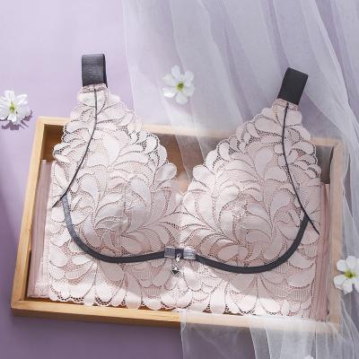 China Sexy QUICK DRY wireless soft big cup bras large full woman lace bra plus size lingerie push up big bra latex underwear for sale