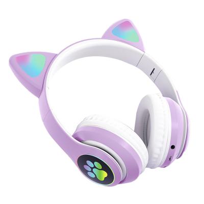 China Best-Selling Earphone Led Lightweight Cat Ear Wireless Headphones For Kids Girls Girls Cat Headphones Wireless for sale