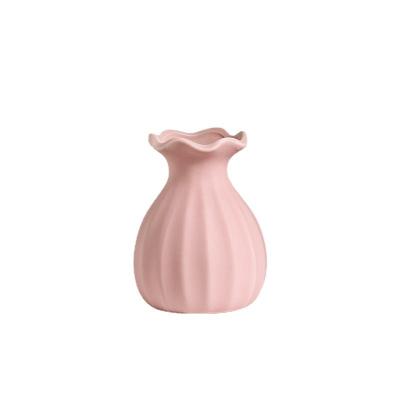 China Minimalist Irregular Design Floral Nordic Ceramic Vase for sale