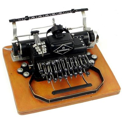 China Retro Europe Old Typewriter Cafe Bar German Restaurant Model Western Decoration Iron Display for sale