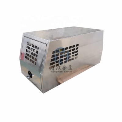 China Durable Custom Aluminum Transport Dog Box For Truck With Whale Tail Handle Lock And Window for sale