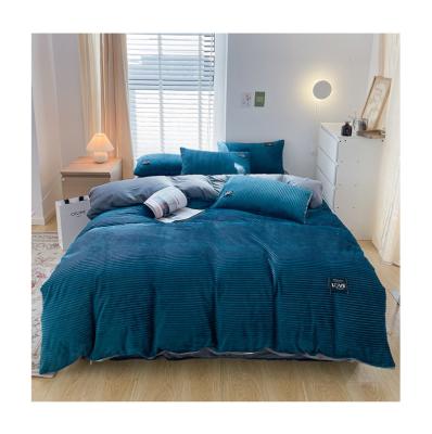 China Nondisposable Luxury Flannel Bedding Set Reveraible Single Queen Duvet Cover Sets for sale