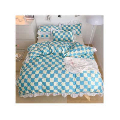 China 2022 100% Polyester Soft Comforter 4pcs Lace Bedding Sets Nondisposable For Craft for sale