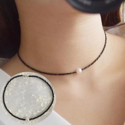 China Trendy Handmade Necklace Fashion Simple Black Crystal Pearl Choker Goth Chains Pearl Short Necklace For Women Ladies for sale