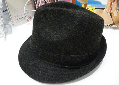 中国 4cm の縁の紳士の Homburg の帽子、毎日のレジャー活動のための黒いウールのフェルトの帽子 販売のため