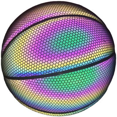 China Outdoor Game Night Light Up Official Hologram Afterglow Noctilucent Strontium Aluminate Glowing Luminous Reflective Basketball Balls for sale