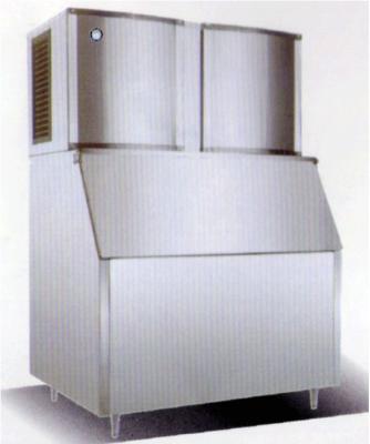 China R22 / R404a Ice Making Machine 910kg With Self Closing Hinge Door for sale