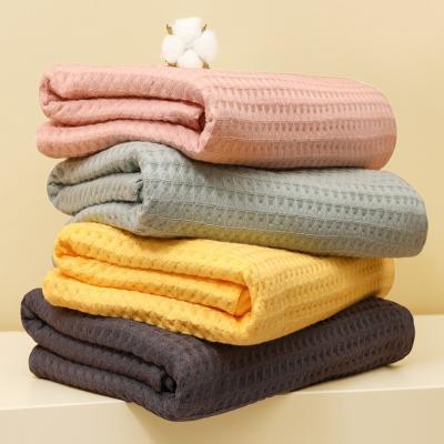 China 100% Cotton 70 Waffle Comfortable Absorbent 140 Super Soft Luxury Child Safe Towel for sale