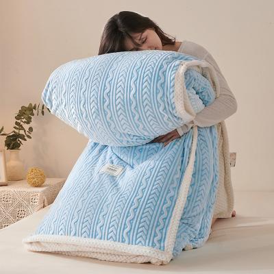 China Wholesale High Quality Super Soft Thick Flannel PORTABLE Coral Fleece Blanket Throw Blankets warm for sale