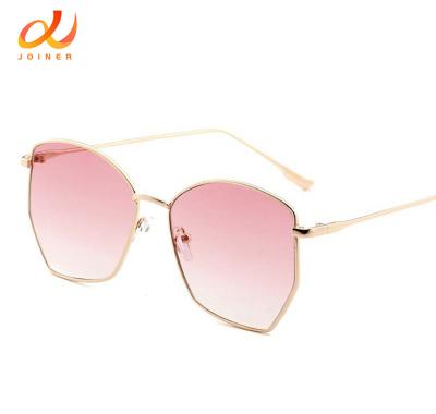 China 2022 Diamond Cut Women Oversize Cat Eye Shades Sunglasses Fashion Designer Eyewear Fashion Sun Glasses for sale